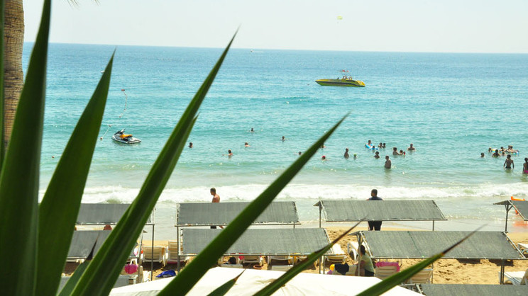 Arabella World Hotel